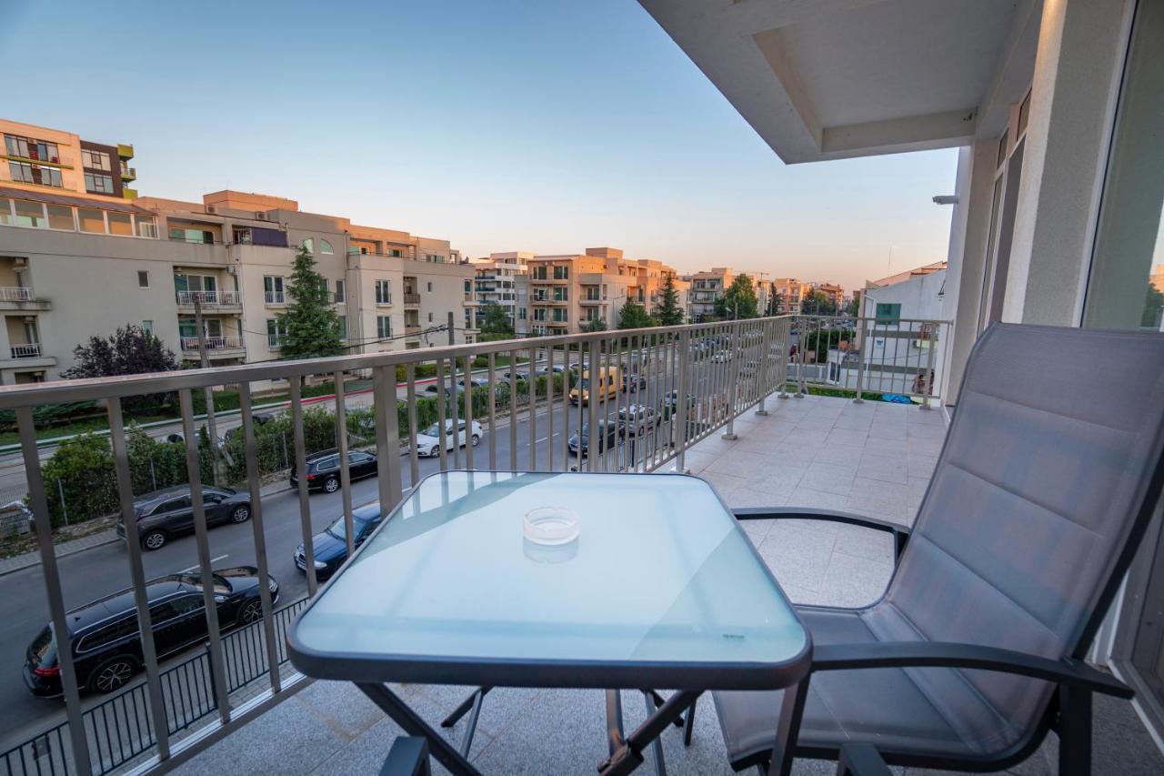 Ono Aparthotel Năvodari Exteriör bild