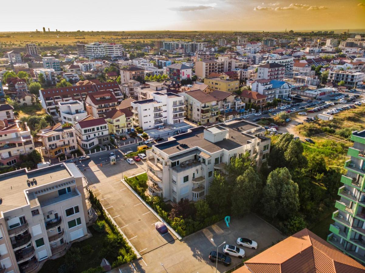 Ono Aparthotel Năvodari Exteriör bild